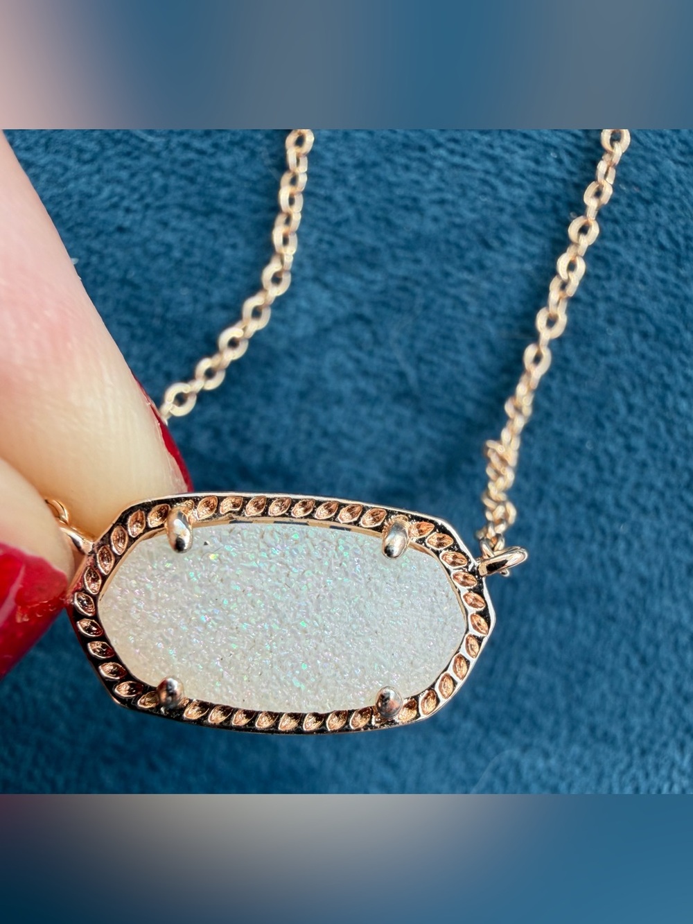 💫Elisa Gold Pendant Necklace in Iridescent Drusy